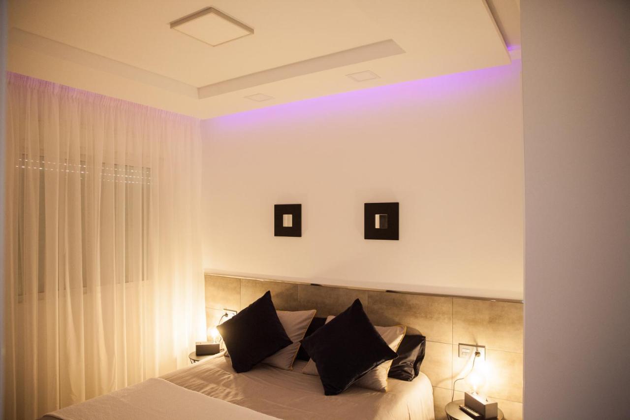 Spacious 200 Sq.M. Penthouse With Sea View Terraces 托雷莫利诺斯 外观 照片